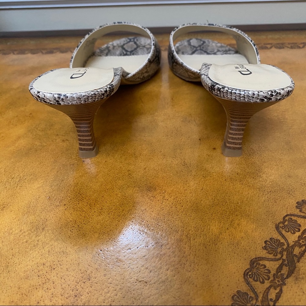NWT Chinese Laundry Madeline Kitten Heel Slide - Picture 7 of 8